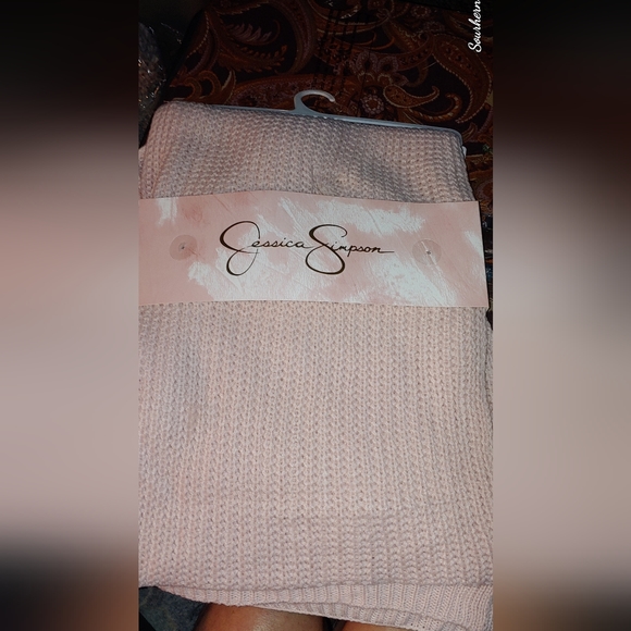 📢LAST ONE Jessica Simpson Hat & Scarf Set. - Picture 6 of 7